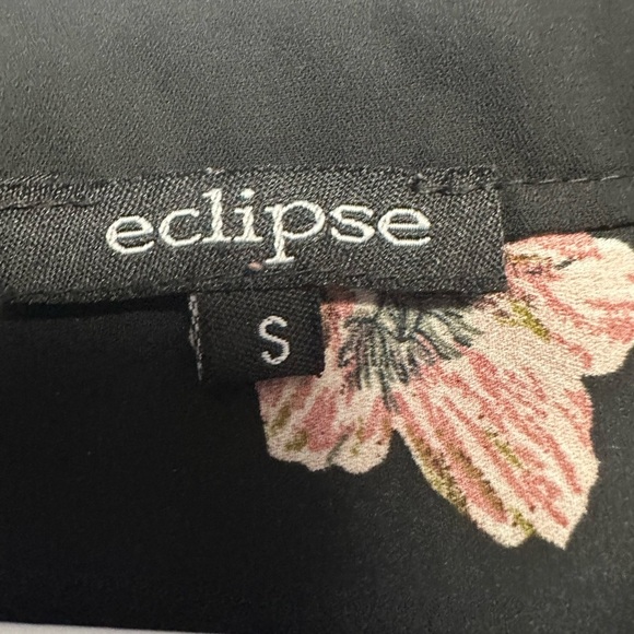 Eclipse Black and Pink 3/4 Sleeve Blouse with Mandarin Collar - Picture 2 of 4